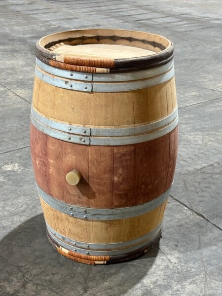 Barril de madera segunda mano 225 litros, barril burdeos rustica